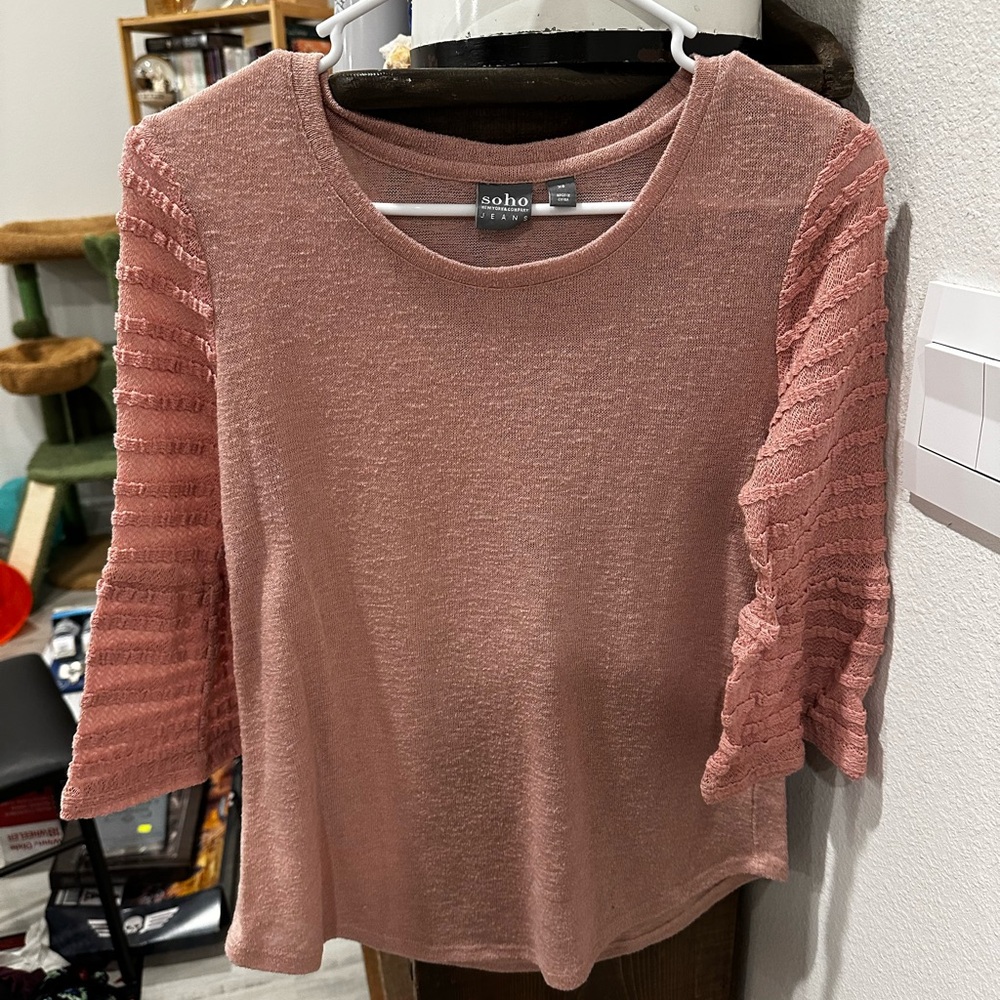Soho Pink Textured Sleeve Top, size XS